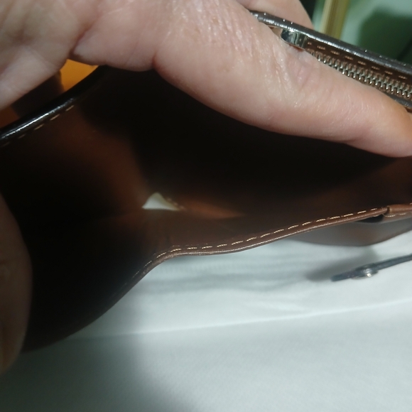 EUC Louis Vuitton Suhali Compact Wallet - Picture 8 of 13